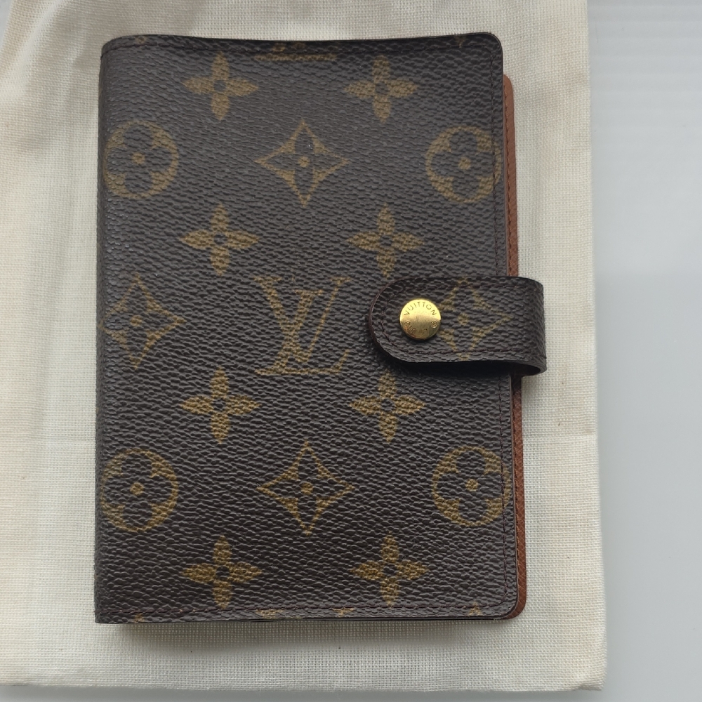 Louis Vuitton  Monogram Small Ring Agenda Cover